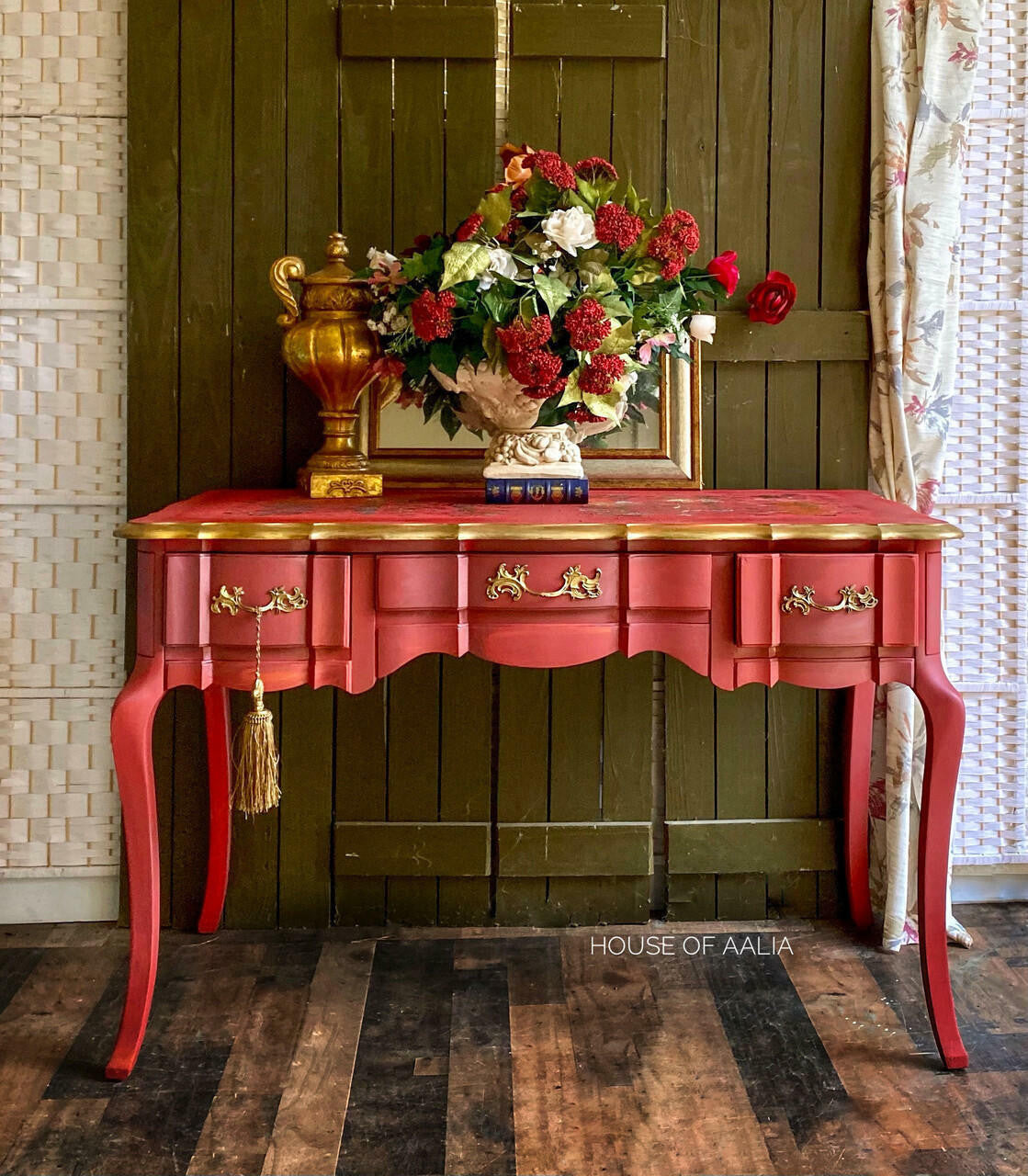 Rustic Red Chalk Mineral Paint