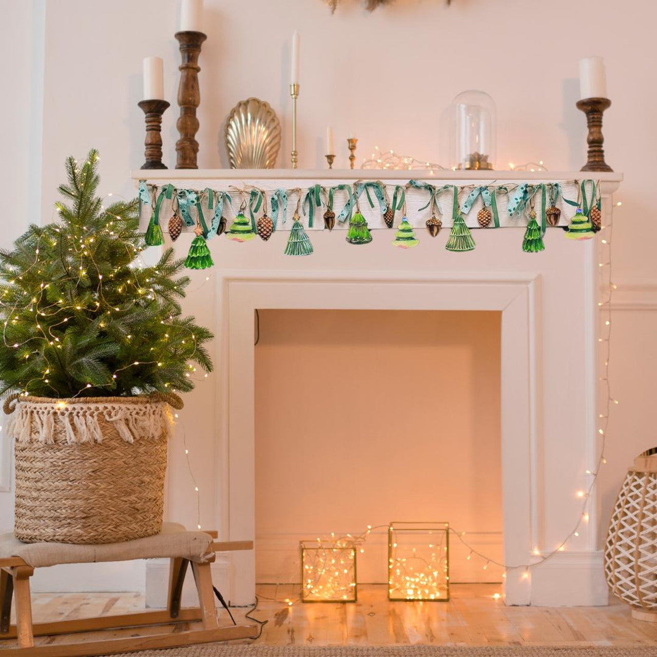 One Tree-Mendous Water Slide Garland Kit