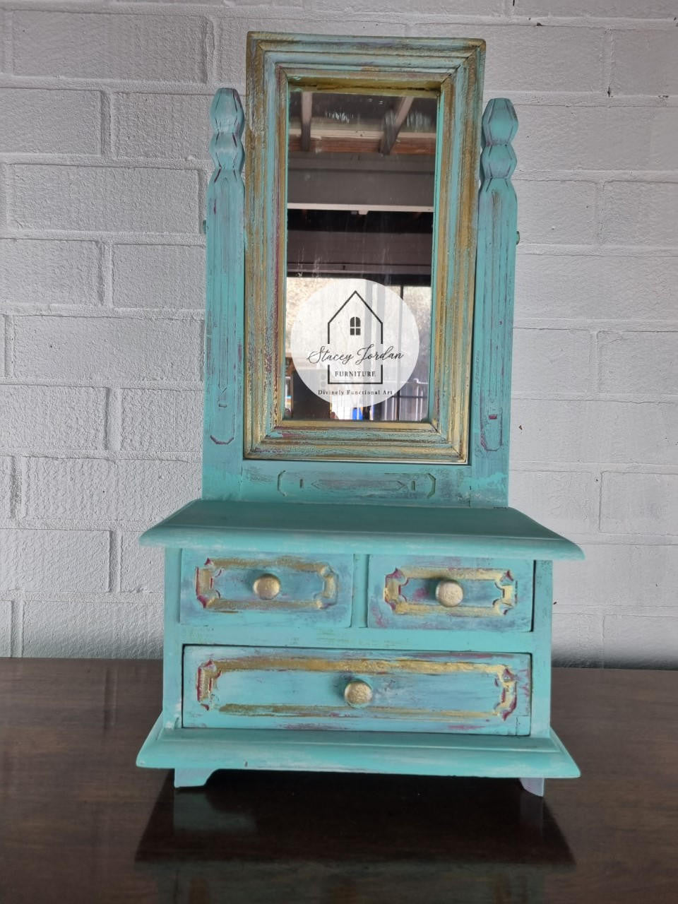 Lani's Lagoon Terra Clay Paint