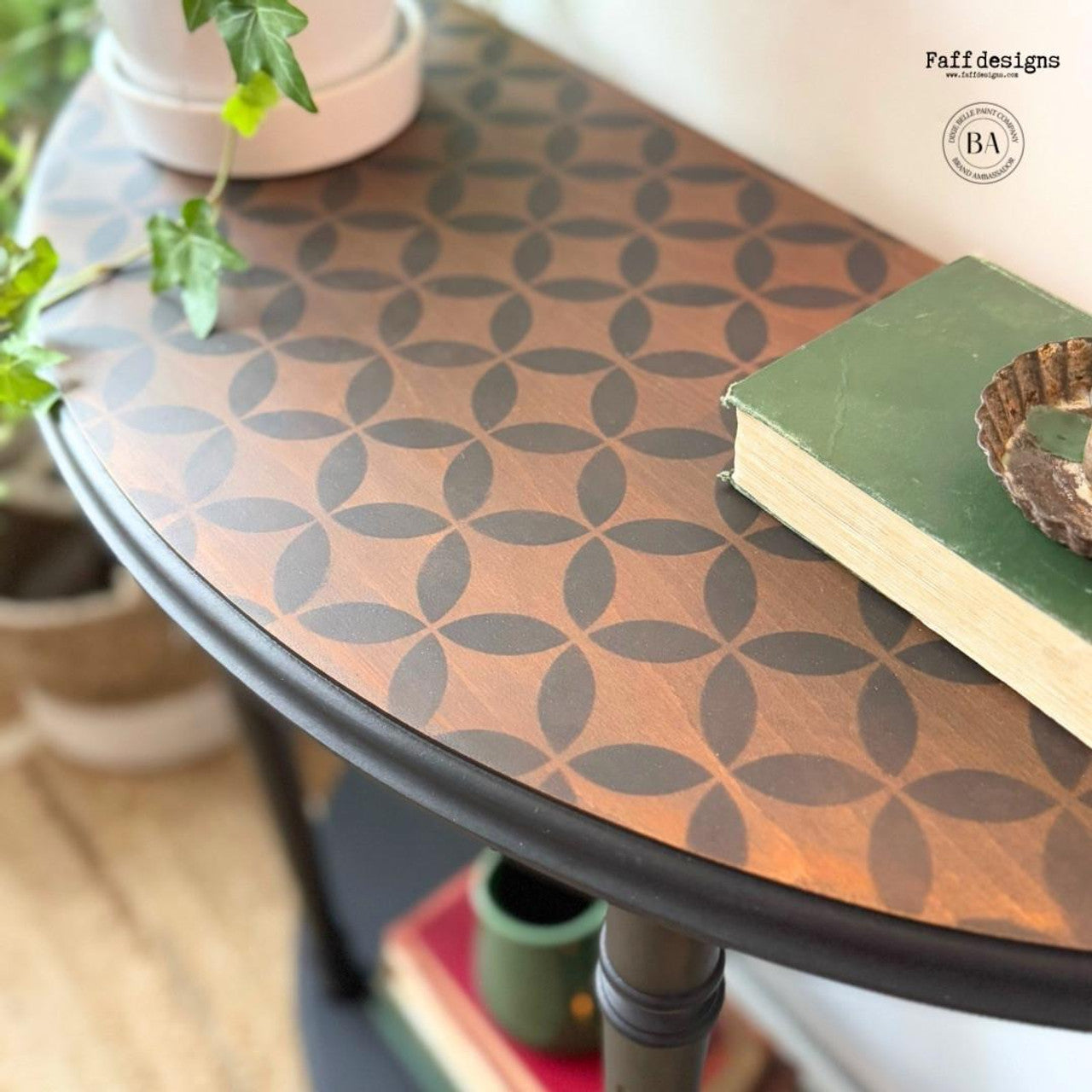 Retro Lattice - Stencil